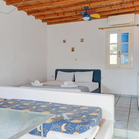 Cycladic Apt Near Mykonos Town Daire *